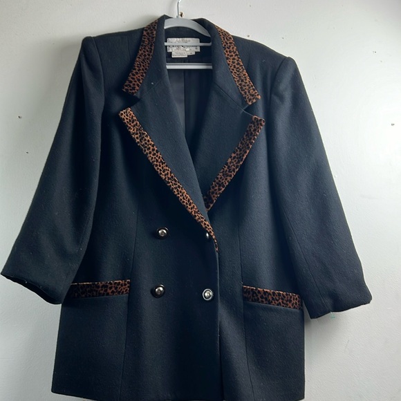 Vintage Oleg Cassini size 12 women blazer - Picture 1 of 11